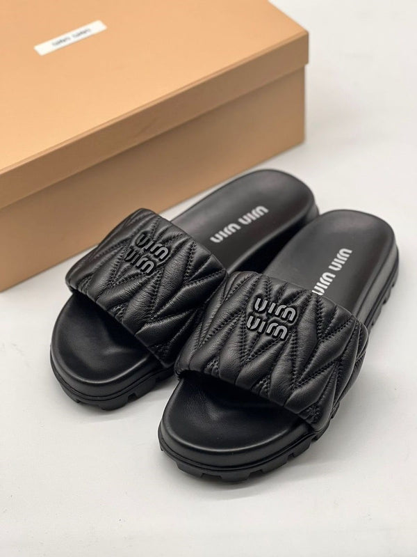 WOMENS MATELASSE LEATHER SLIPPERS