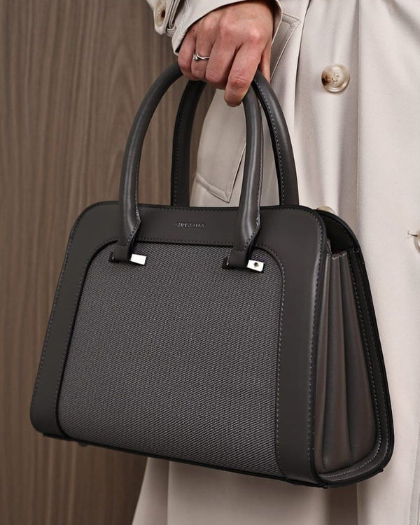 Chriskalla handbag