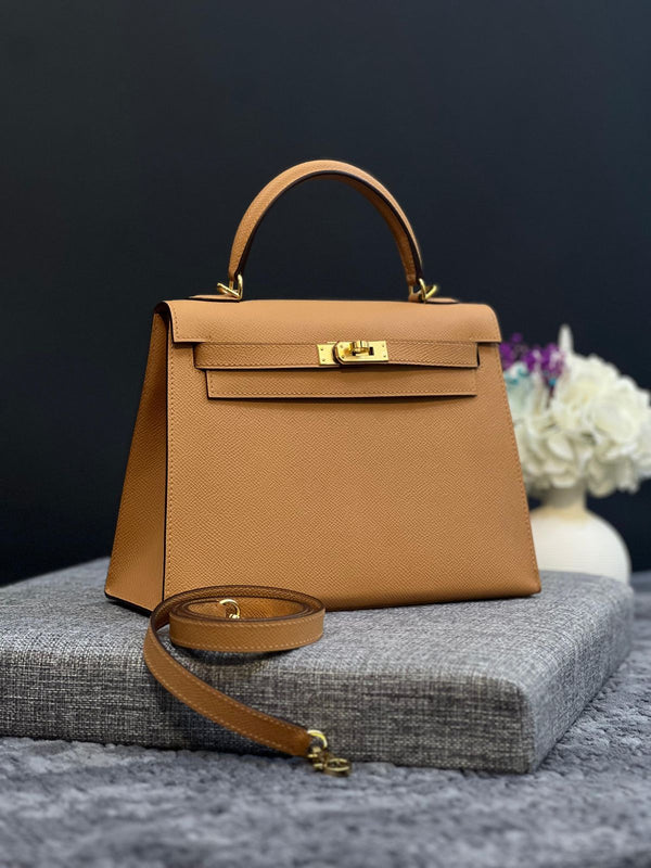 Hermes Kelly bag