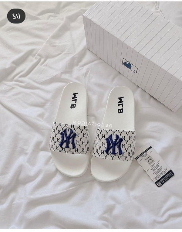 MEN WHITE CASUAL SLIPPER