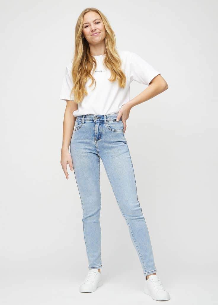 Womens Light Blue Plain Strechable Jeans - 5225 - Dubai Offers Today