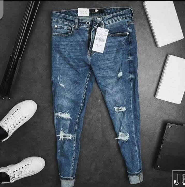 Slim fit ripped denim Abu Dhabi - 3402 